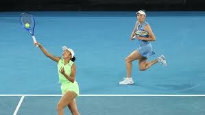 详解棒球规则中的投手准备动作违例及其判罚的自动执行流程